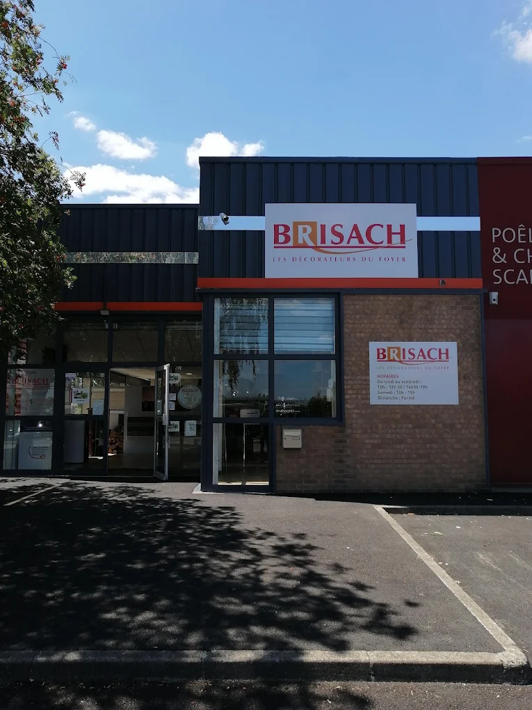 Magasin Brisach Orgeval Extérieur